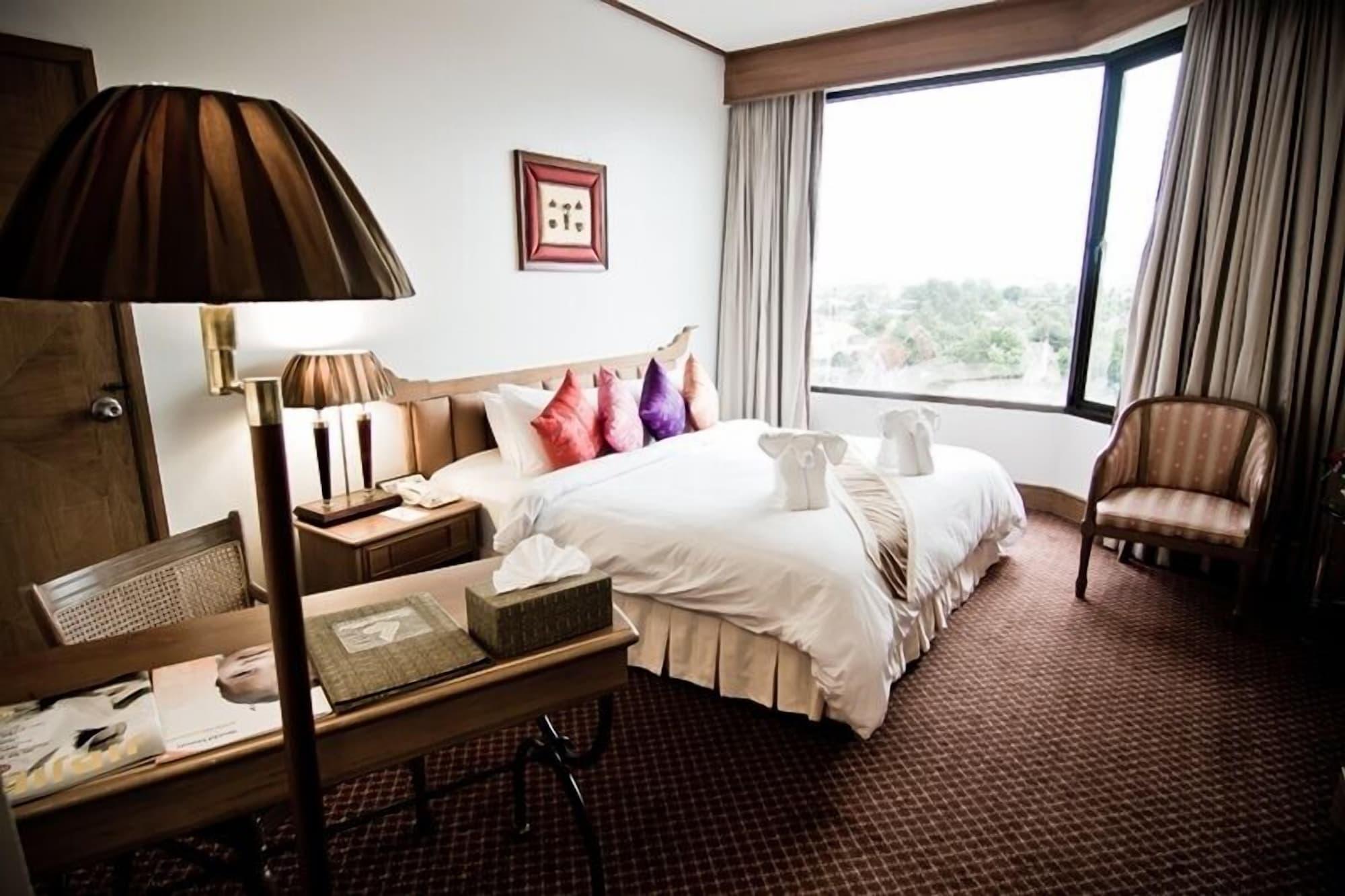 Laithong Hotel Ubon Ratchathani Eksteriør bilde