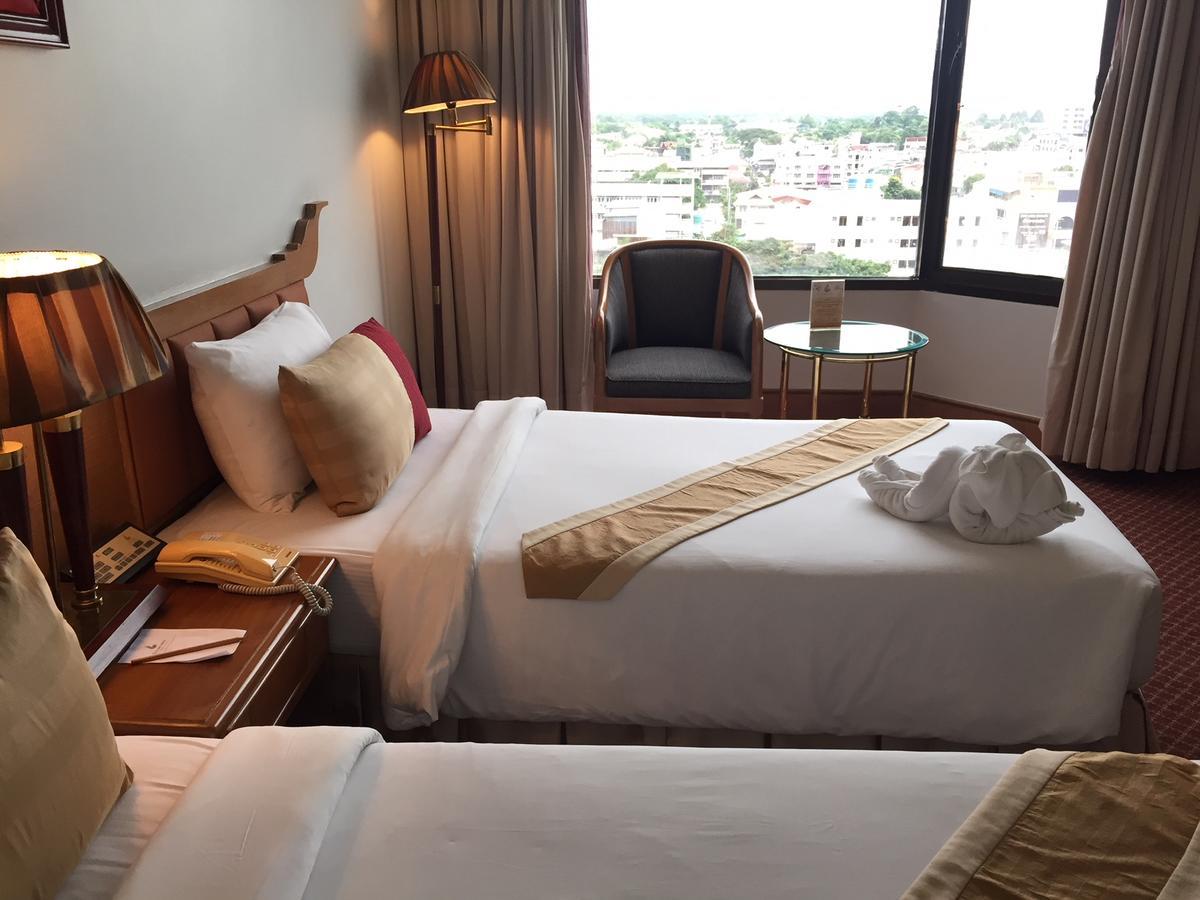 Laithong Hotel Ubon Ratchathani Eksteriør bilde